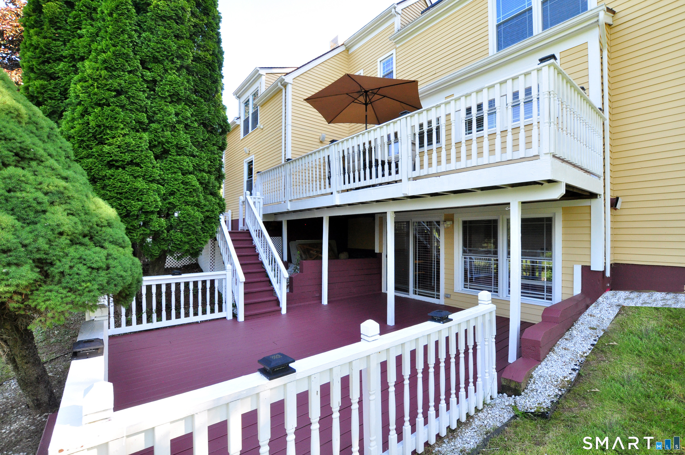 10 Breezy Knoll Drive Bloomfield CT 06002