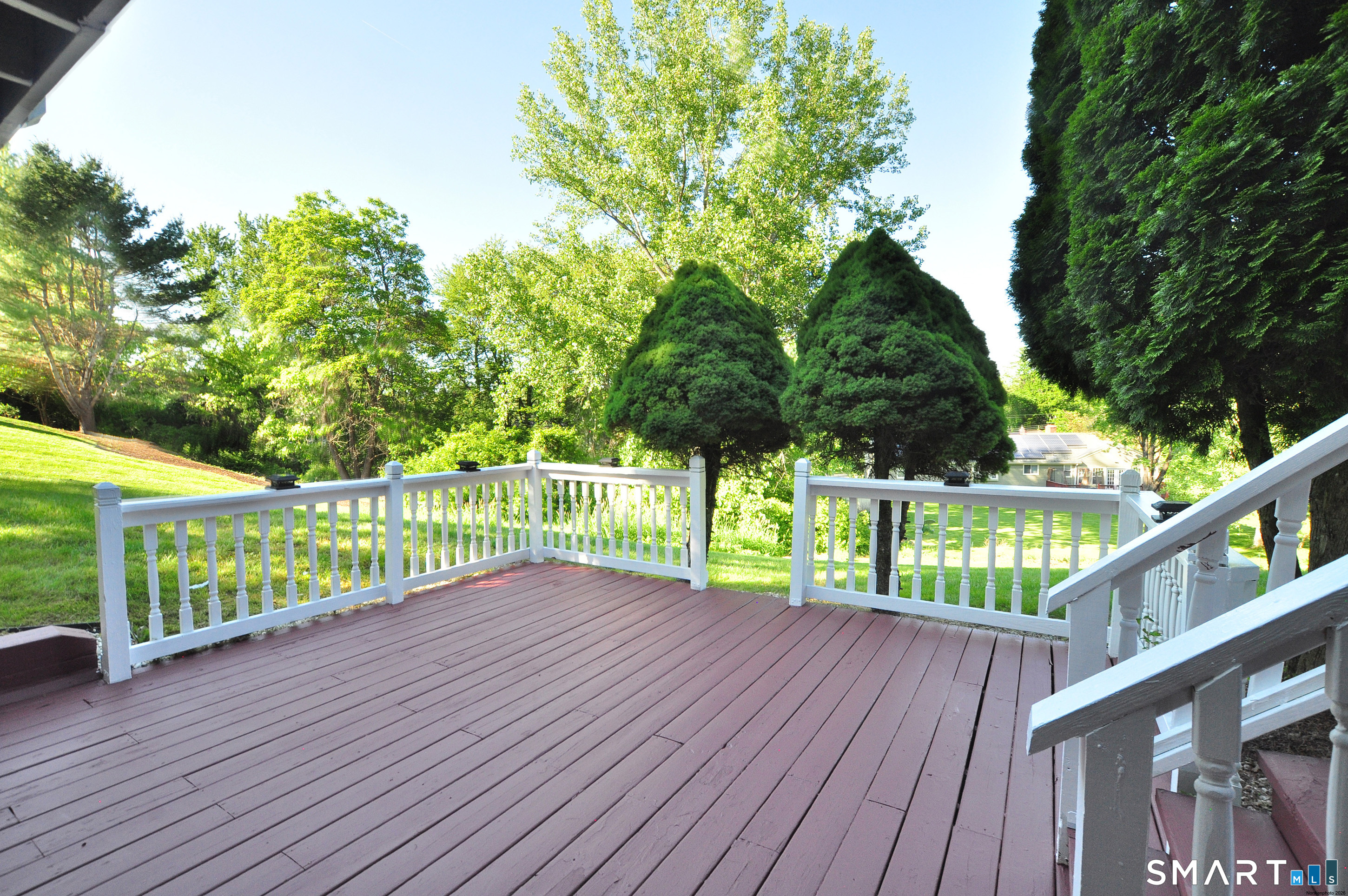10 Breezy Knoll Drive Bloomfield CT 06002