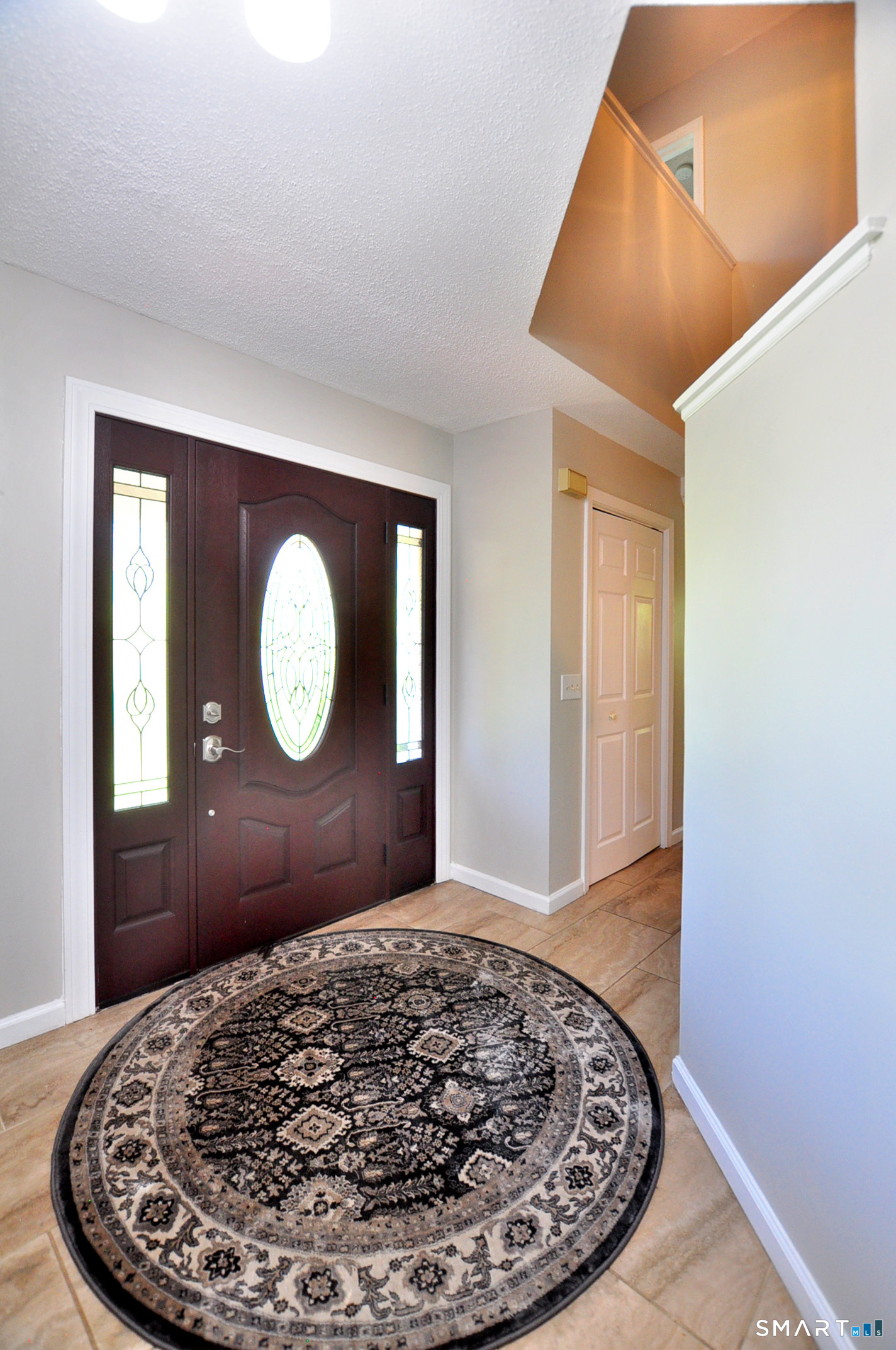 10 Breezy Knoll Drive Bloomfield CT 06002