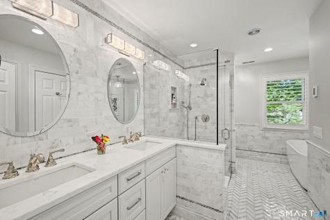 6 Silvermine Woods Wilton CT 06897