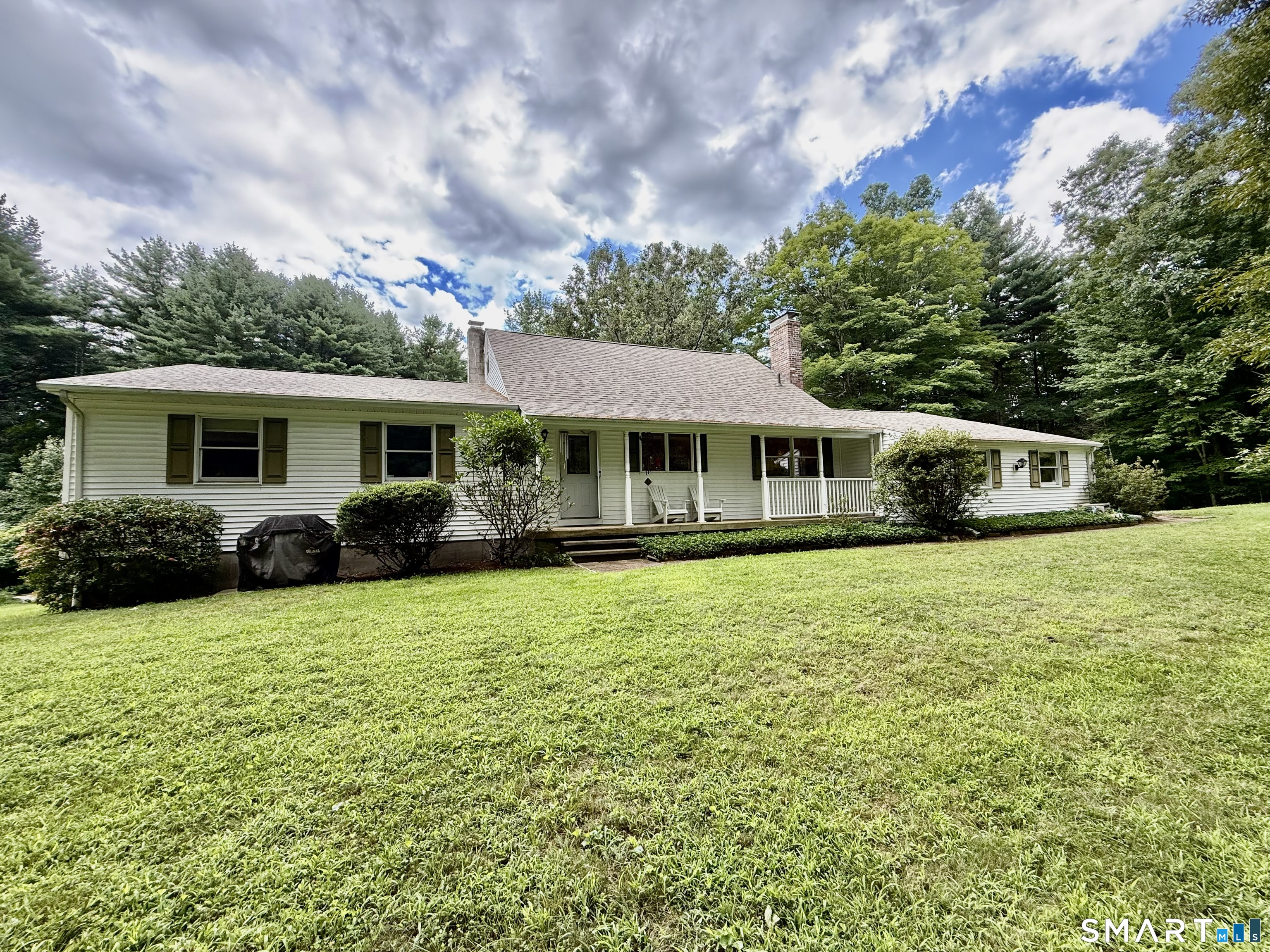 83 Niles Road Hebron CT 06231