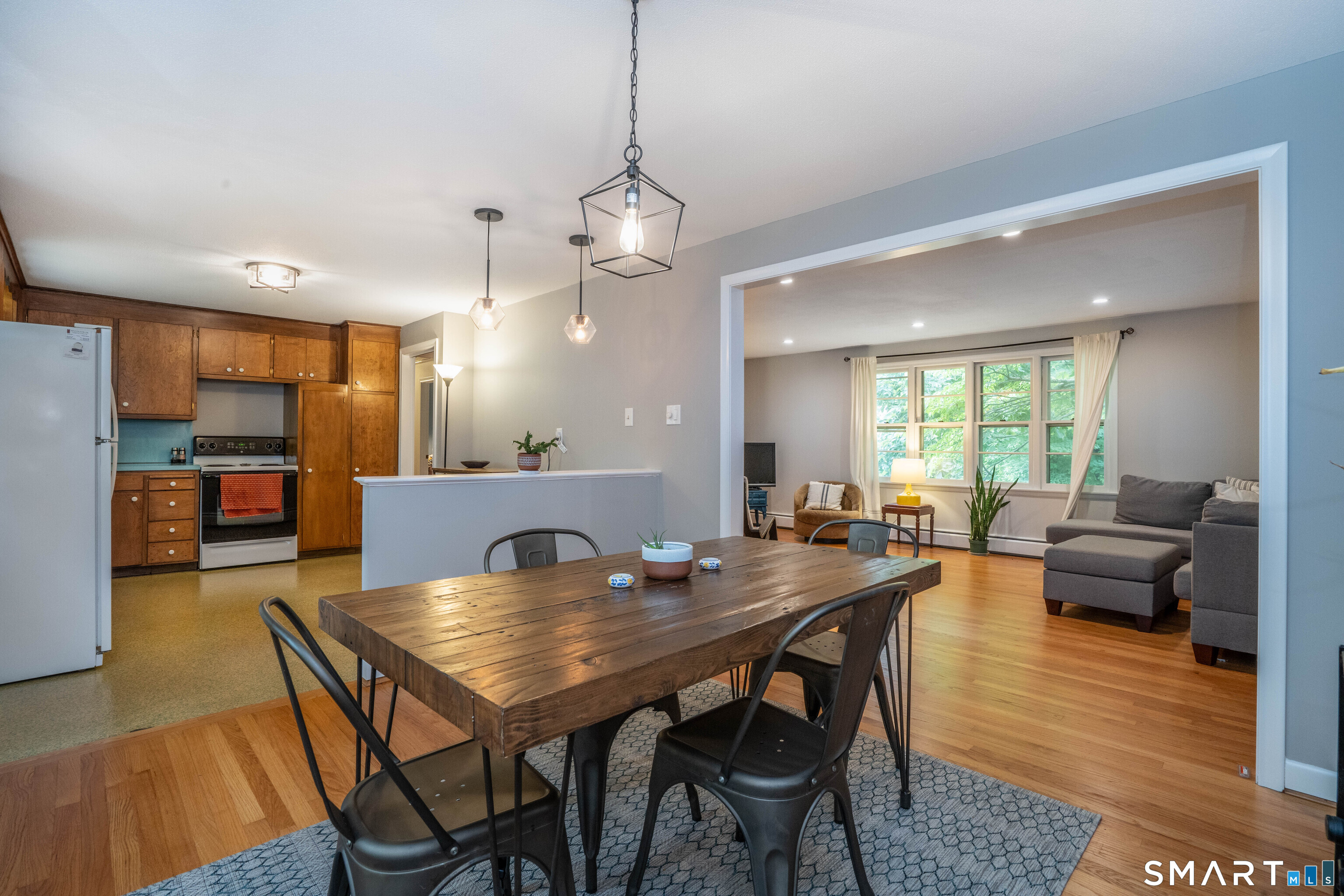 9 Maple Edge Drive Bloomfield CT 06002