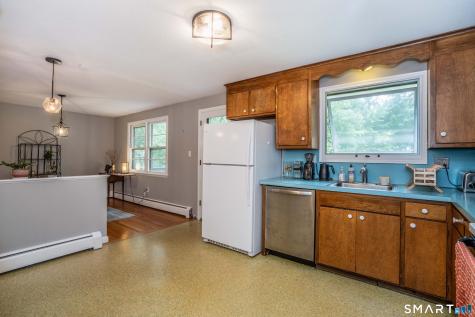 9 Maple Edge Drive Bloomfield CT 06002