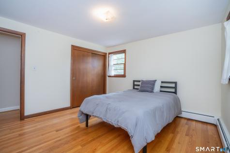 9 Maple Edge Drive Bloomfield CT 06002