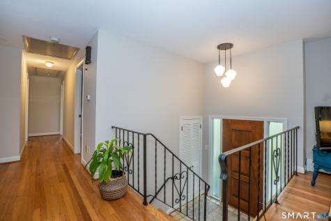 9 Maple Edge Drive Bloomfield CT 06002