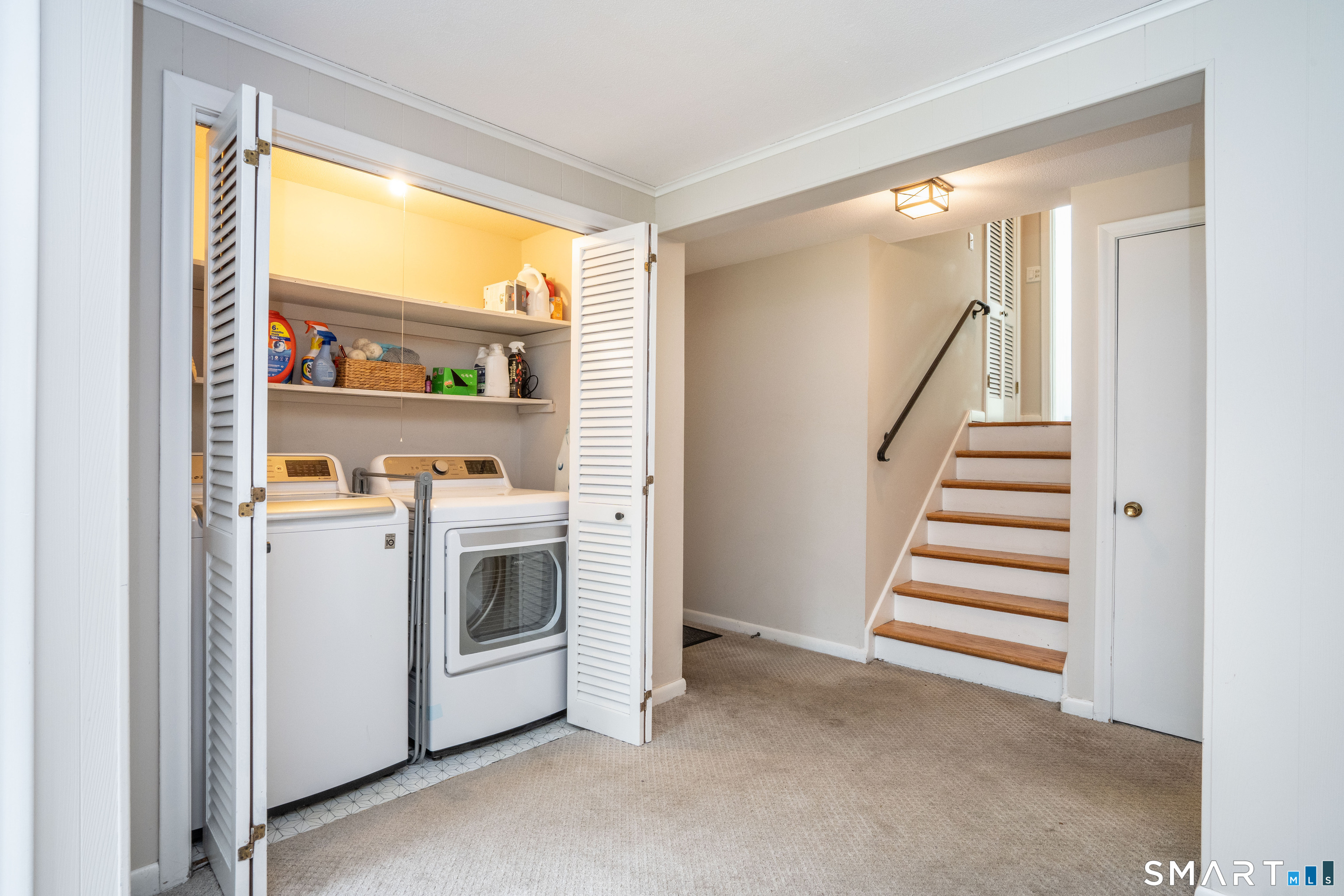 9 Maple Edge Drive Bloomfield CT 06002