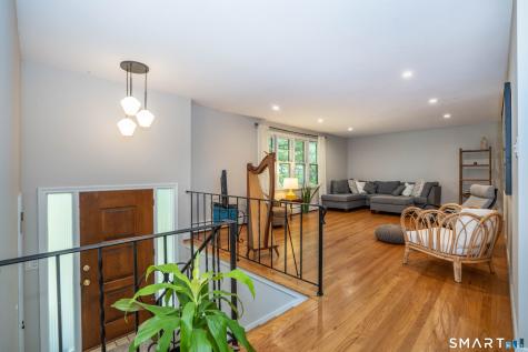 9 Maple Edge Drive Bloomfield CT 06002