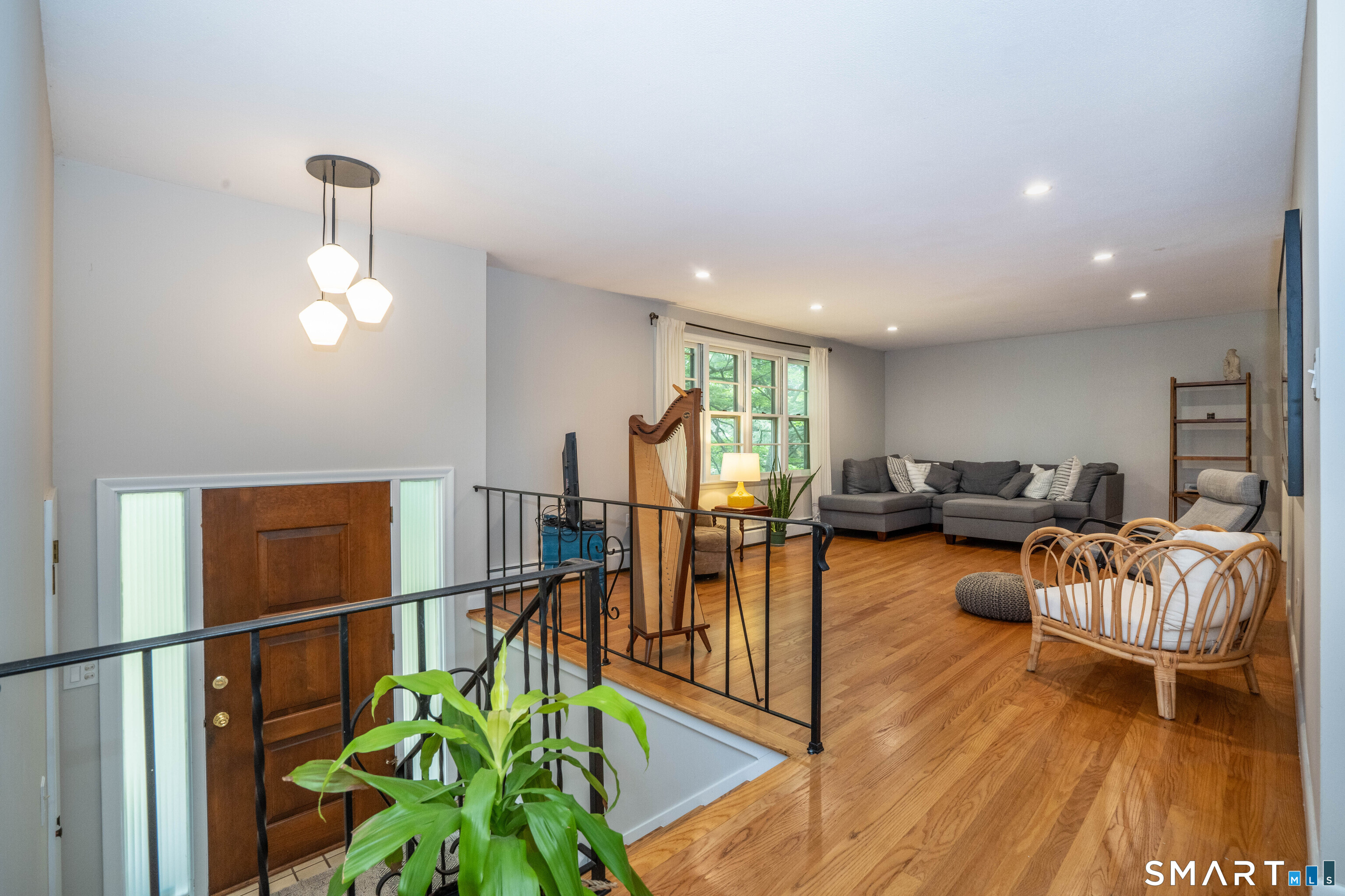 9 Maple Edge Drive Bloomfield CT 06002