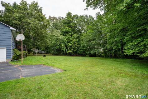 9 Maple Edge Drive Bloomfield CT 06002