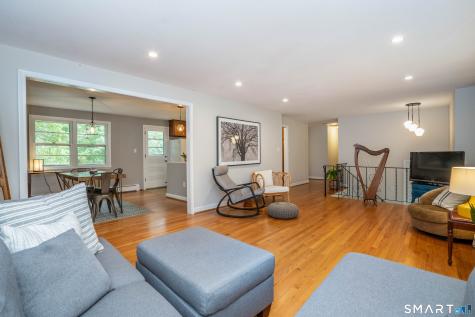 9 Maple Edge Drive Bloomfield CT 06002