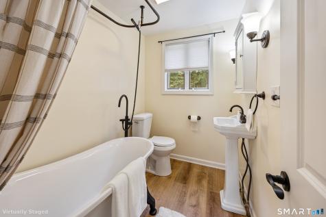 20 Hydelor Avenue Prospect CT 06712