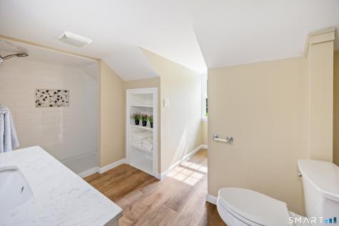20 Hydelor Avenue Prospect CT 06712