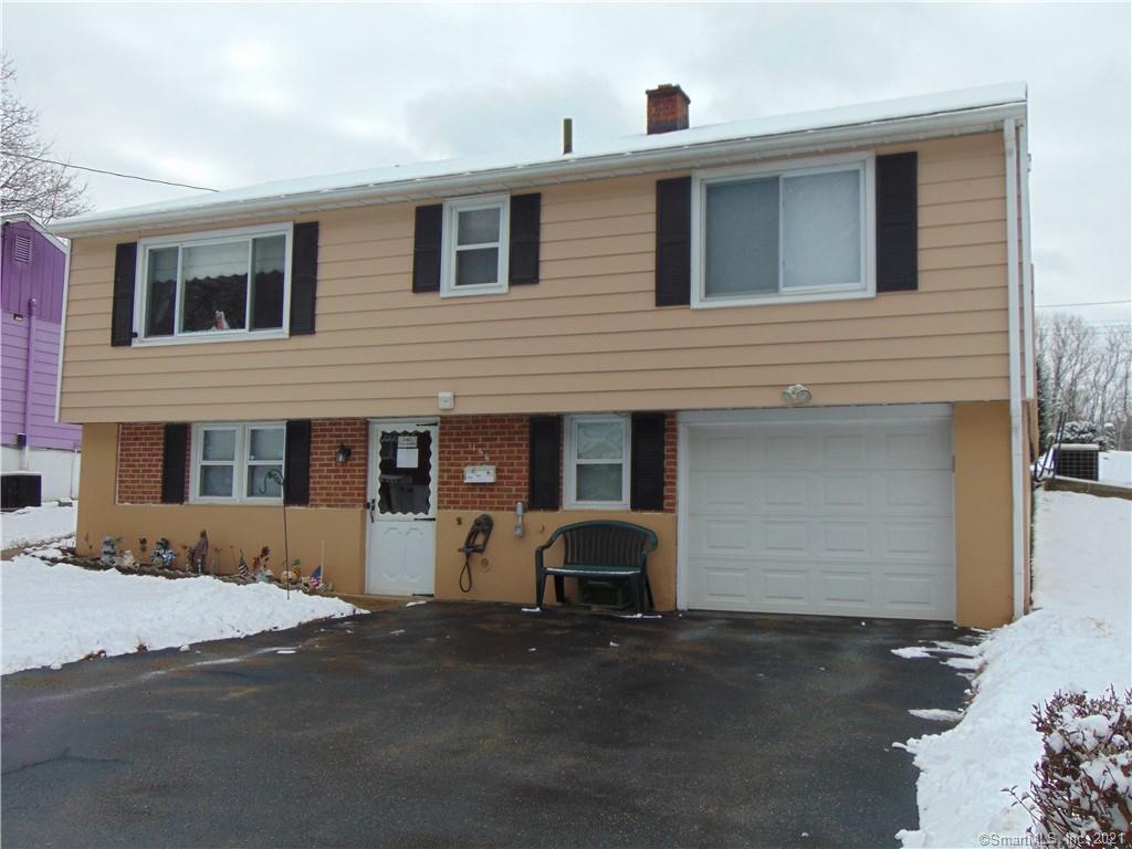 136 Santa Maria Drive Waterbury CT 06704