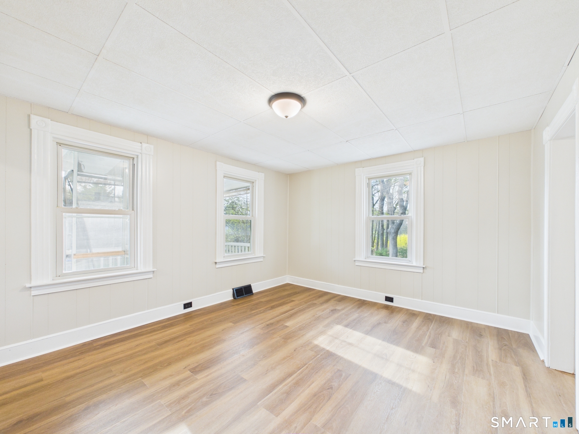 654 North Main Street Killingly CT 06239