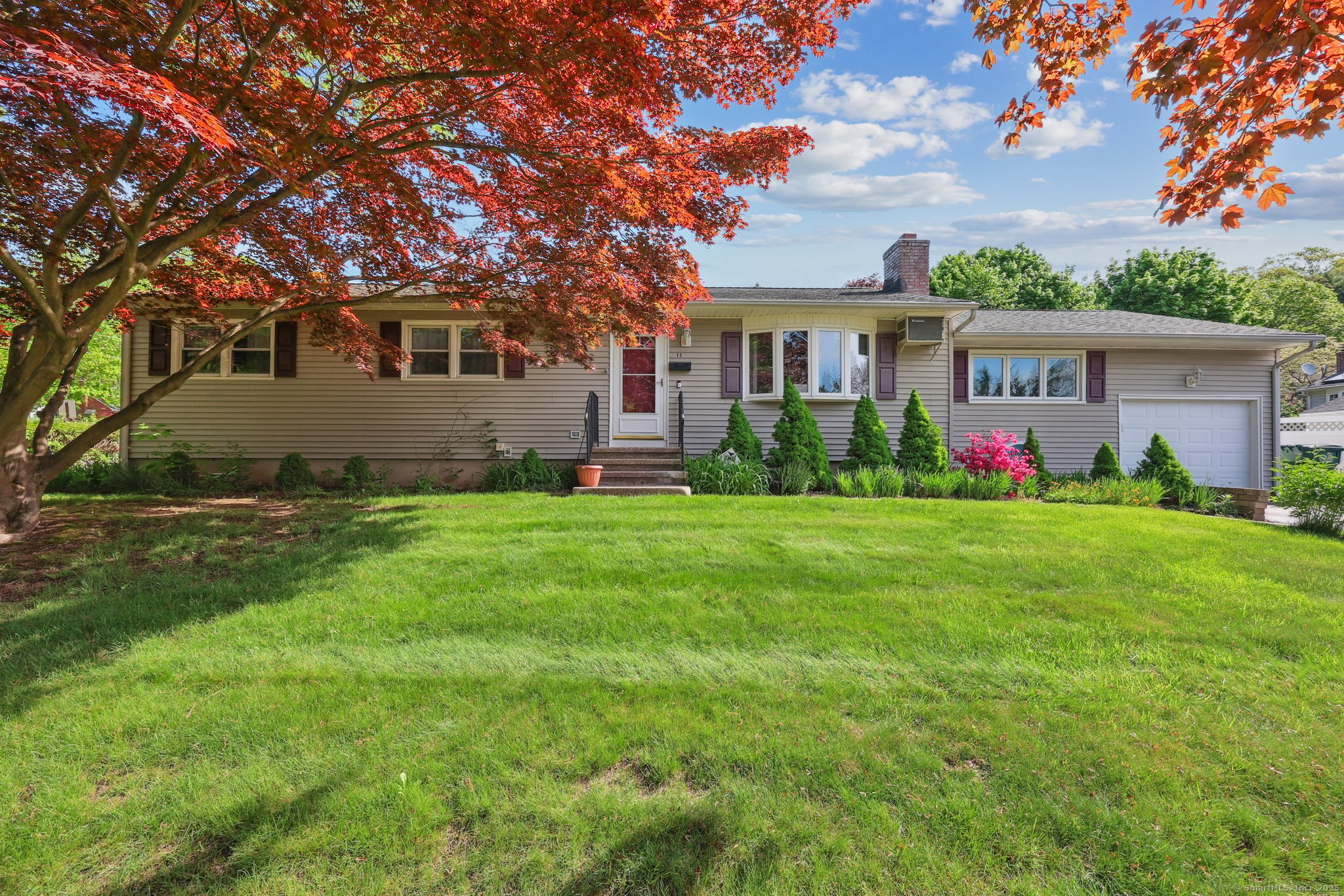 11 Jamestown Road Hamden CT 06518