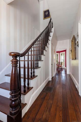 11 Main Street Stonington CT 06378