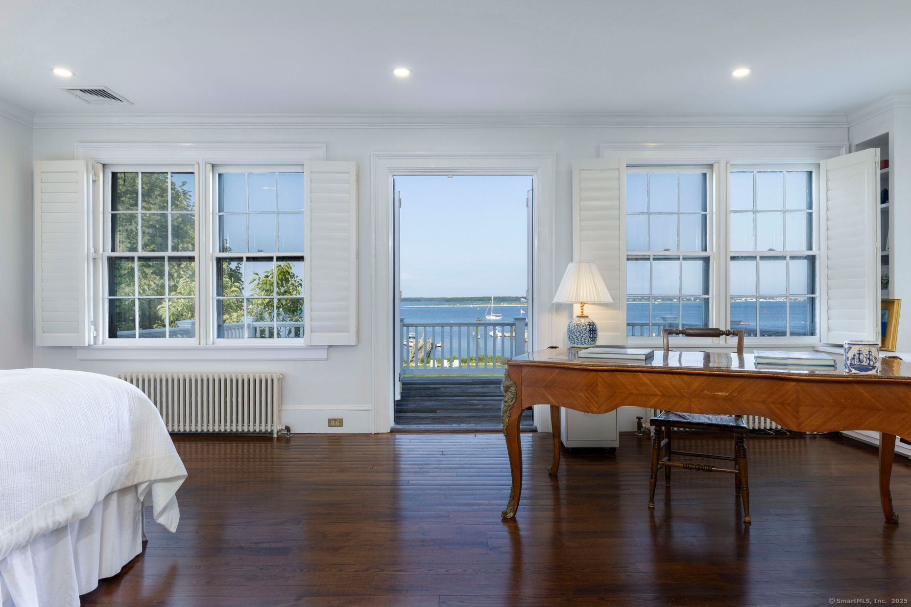 11 Main Street Stonington CT 06378