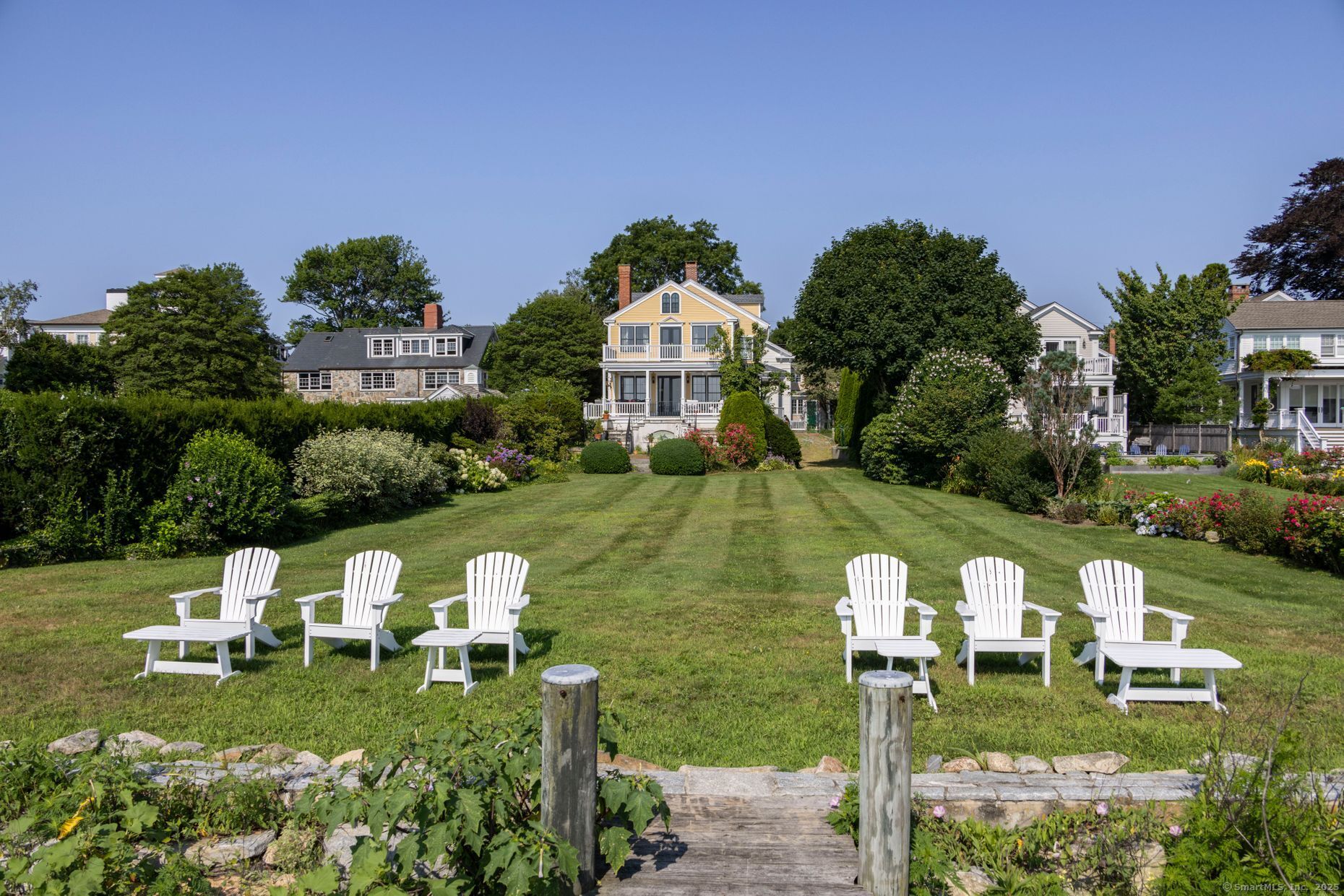 11 Main Street Stonington CT 06378