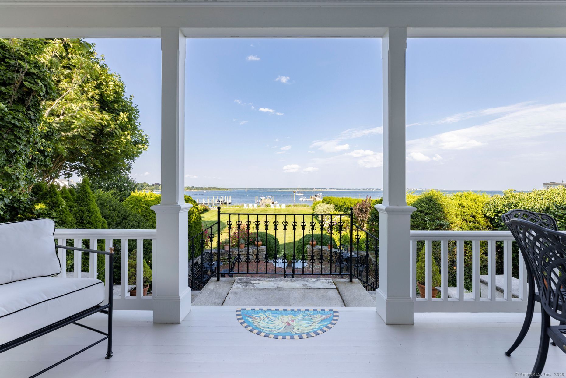 11 Main Street Stonington CT 06378