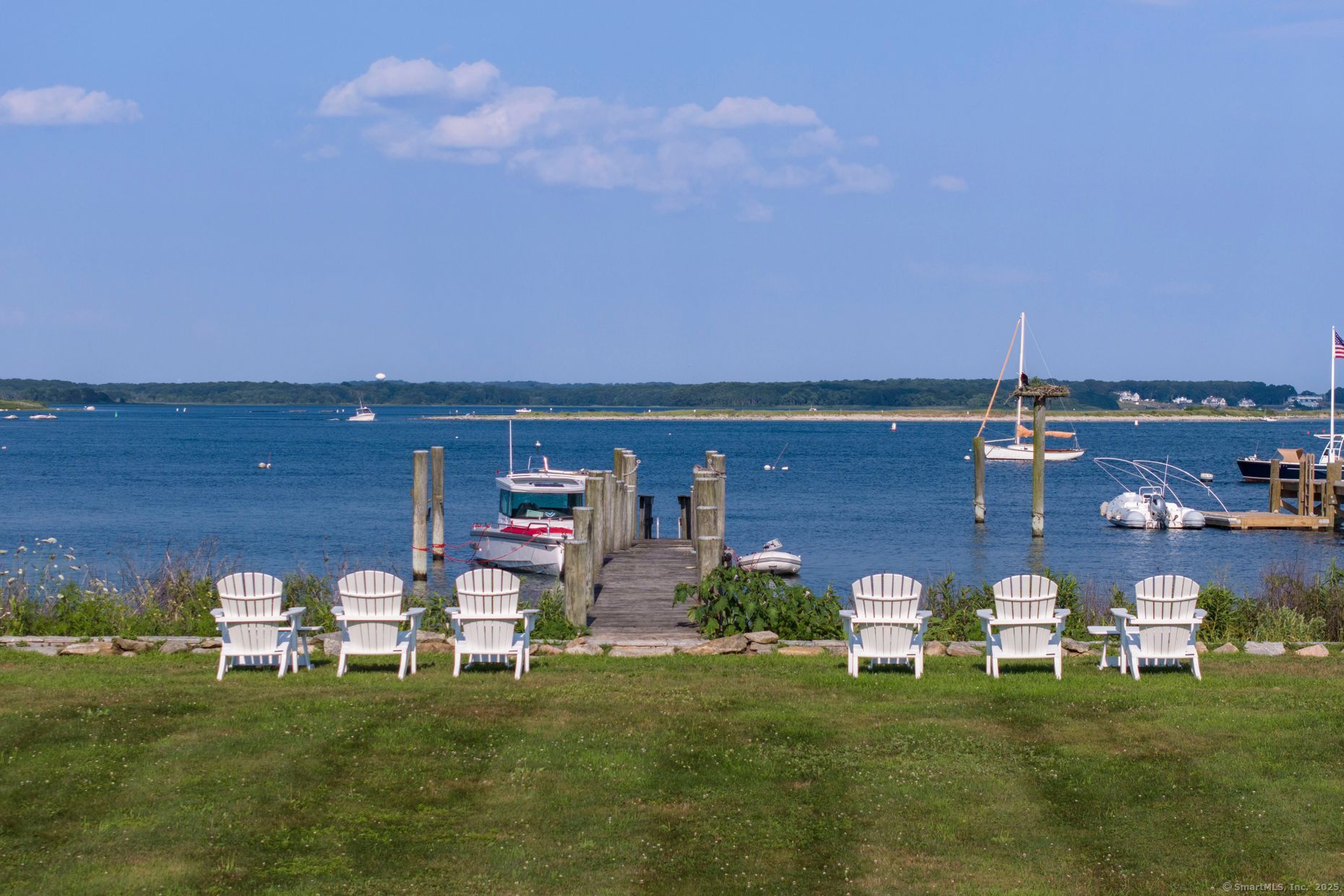 11 Main Street Stonington CT 06378