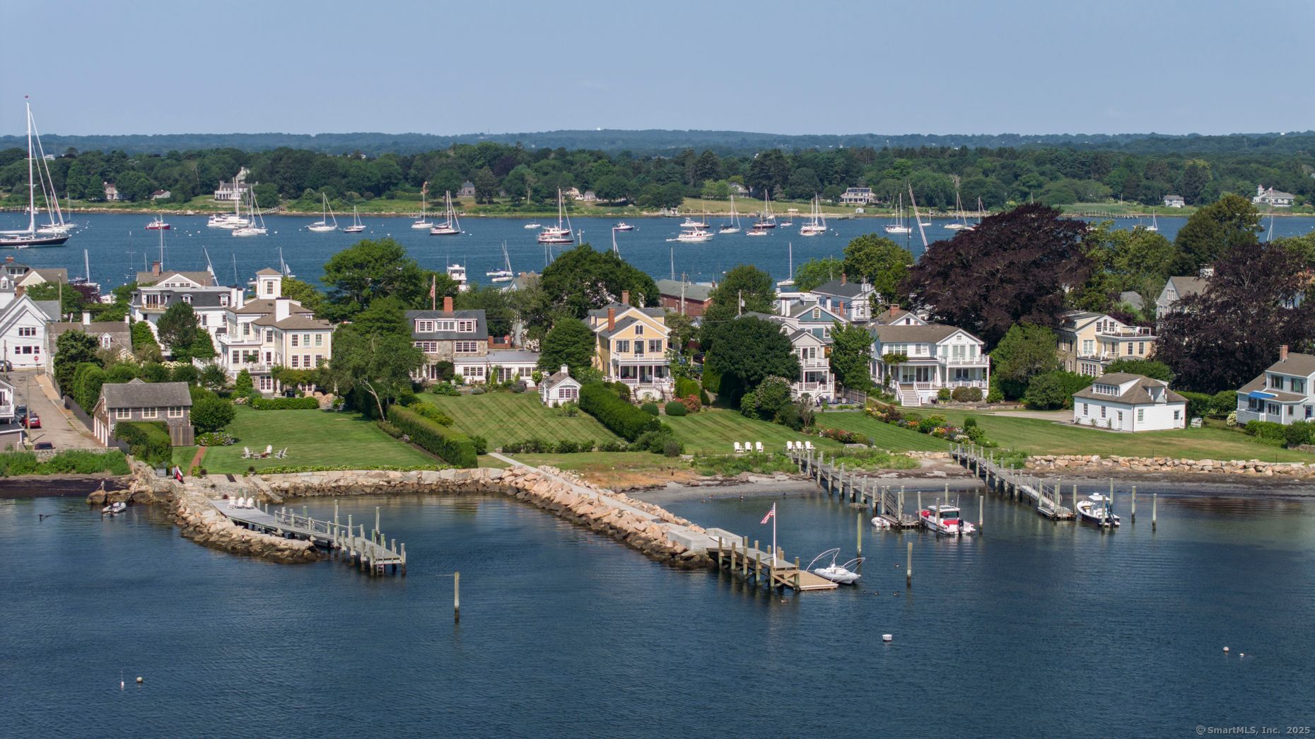 11 Main Street Stonington CT 06378