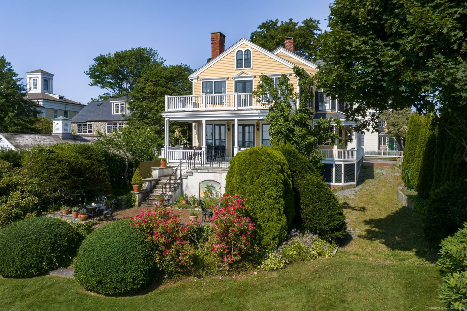 11 Main Street Stonington CT 06378