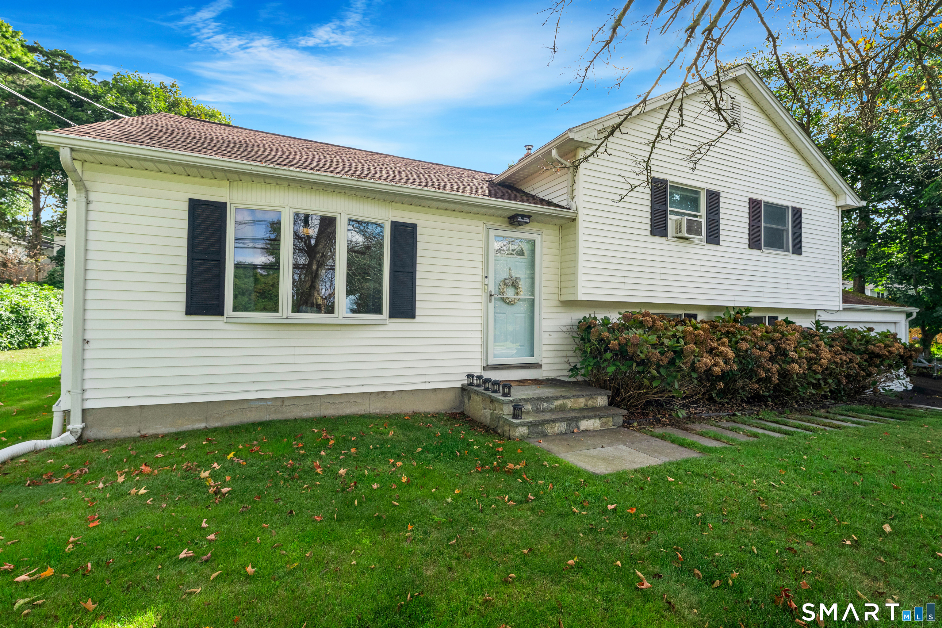 686 Groton Long Point Road Groton CT 06340