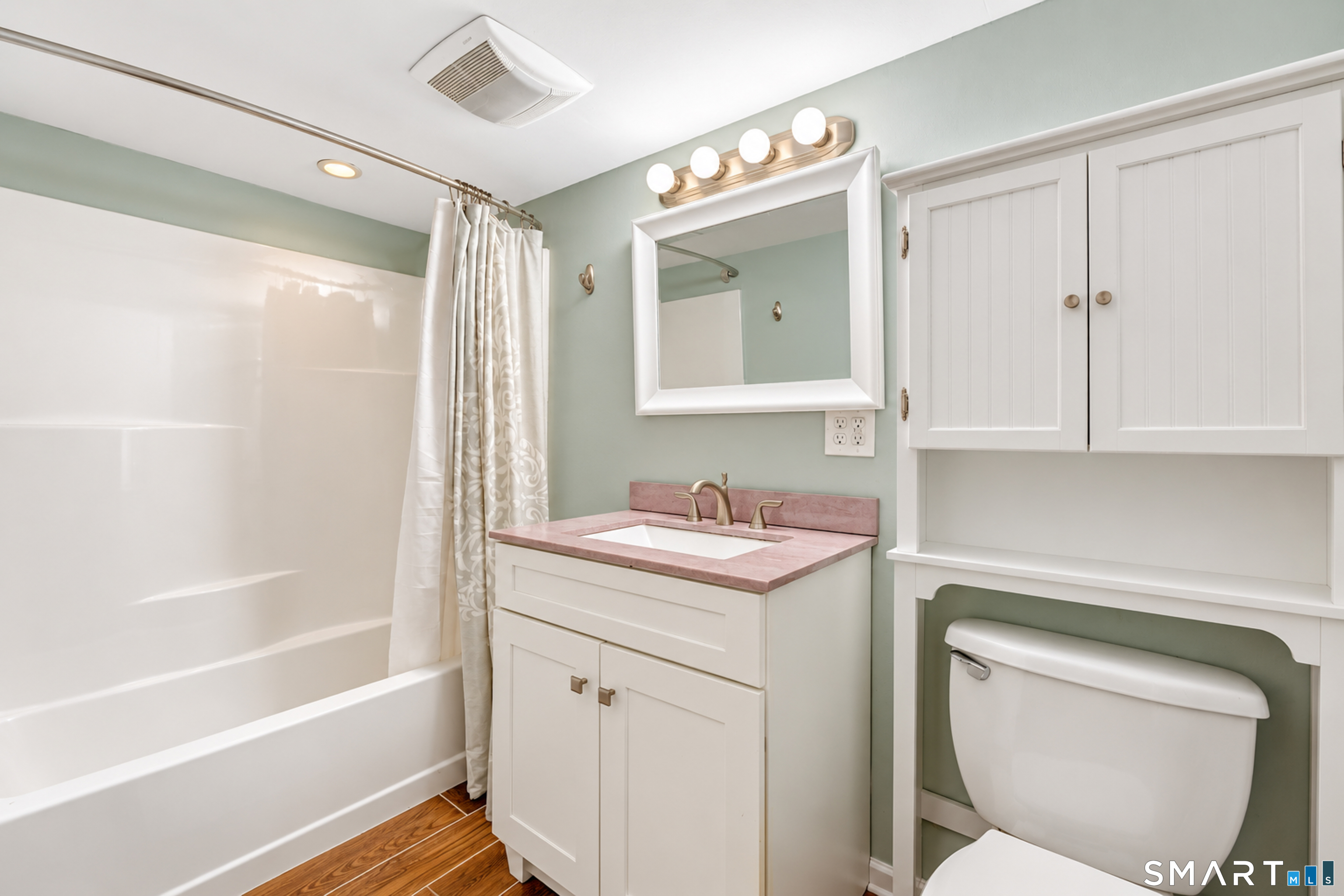686 Groton Long Point Road Groton CT 06340