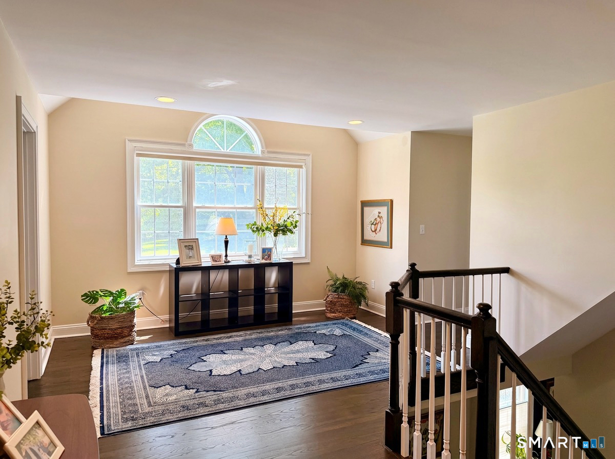2 Jeremy Garden Lane Woodbridge CT 06525