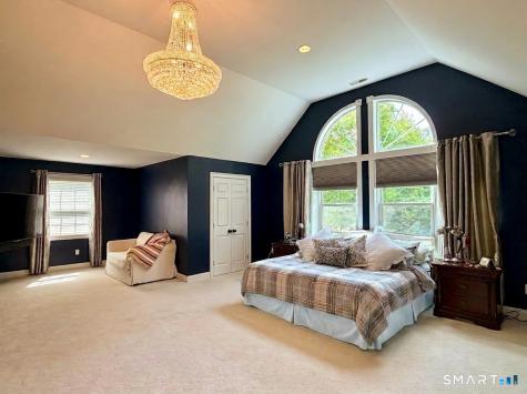 2 Jeremy Garden Lane Woodbridge CT 06525