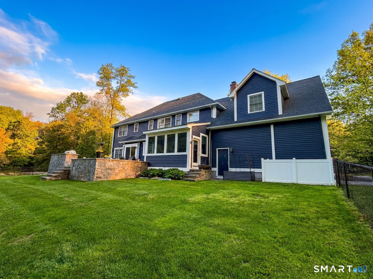 2 Jeremy Garden Lane Woodbridge CT 06525