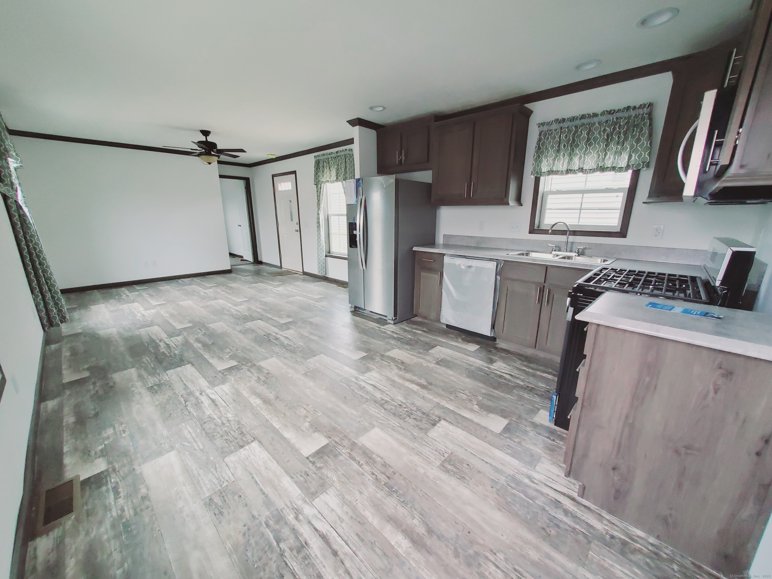 525 East Main Street Branford CT 06405