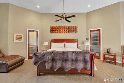 122 Ridgeview Circle Guilford CT 06437