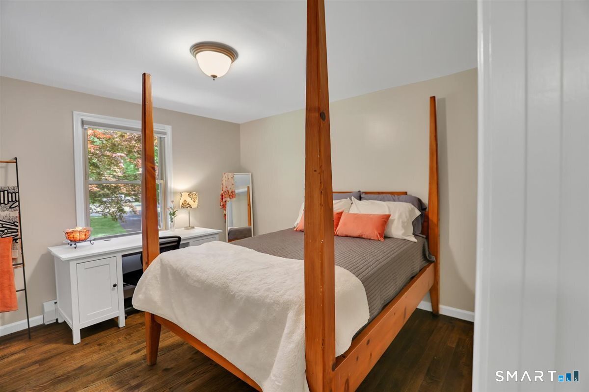 122 Ridgeview Circle Guilford CT 06437