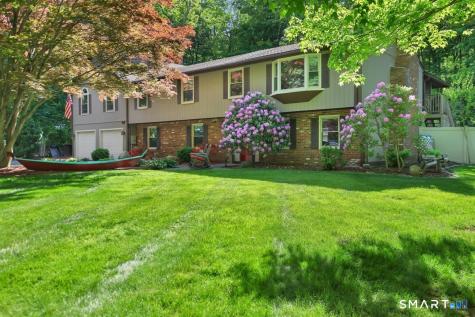 122 Ridgeview Circle Guilford CT 06437