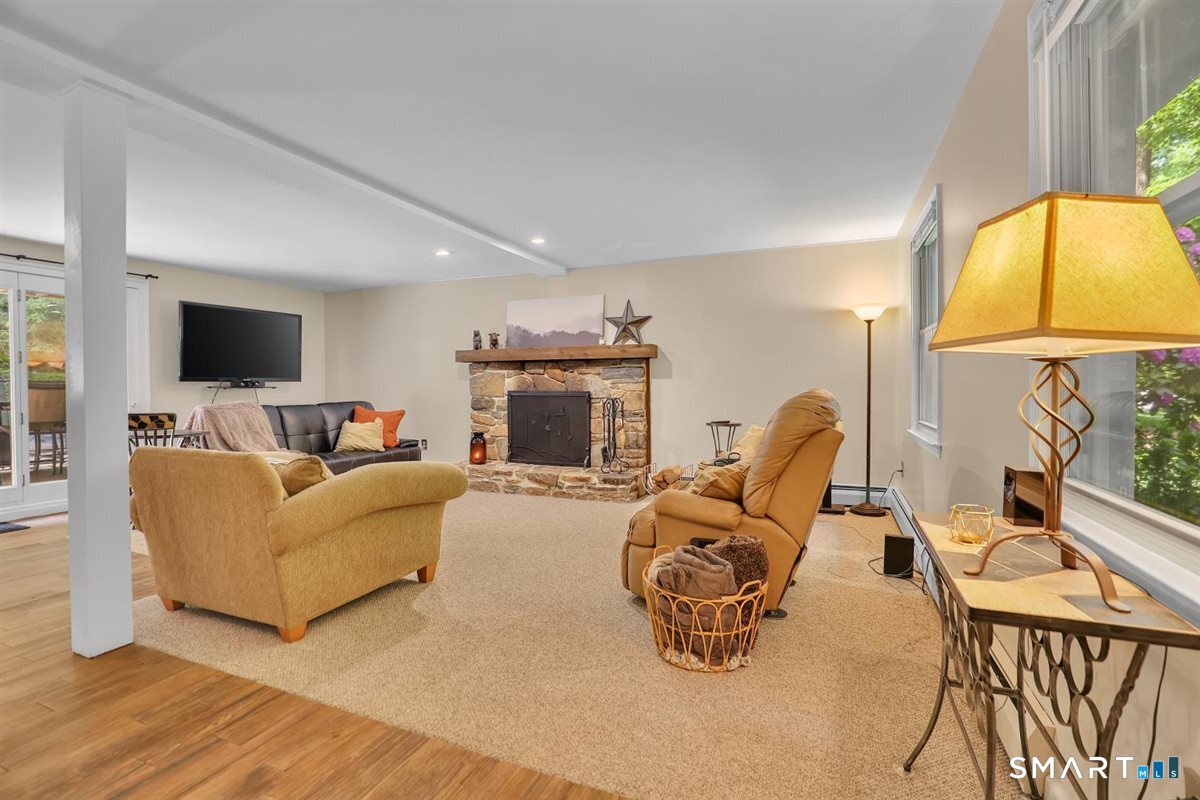 122 Ridgeview Circle Guilford CT 06437