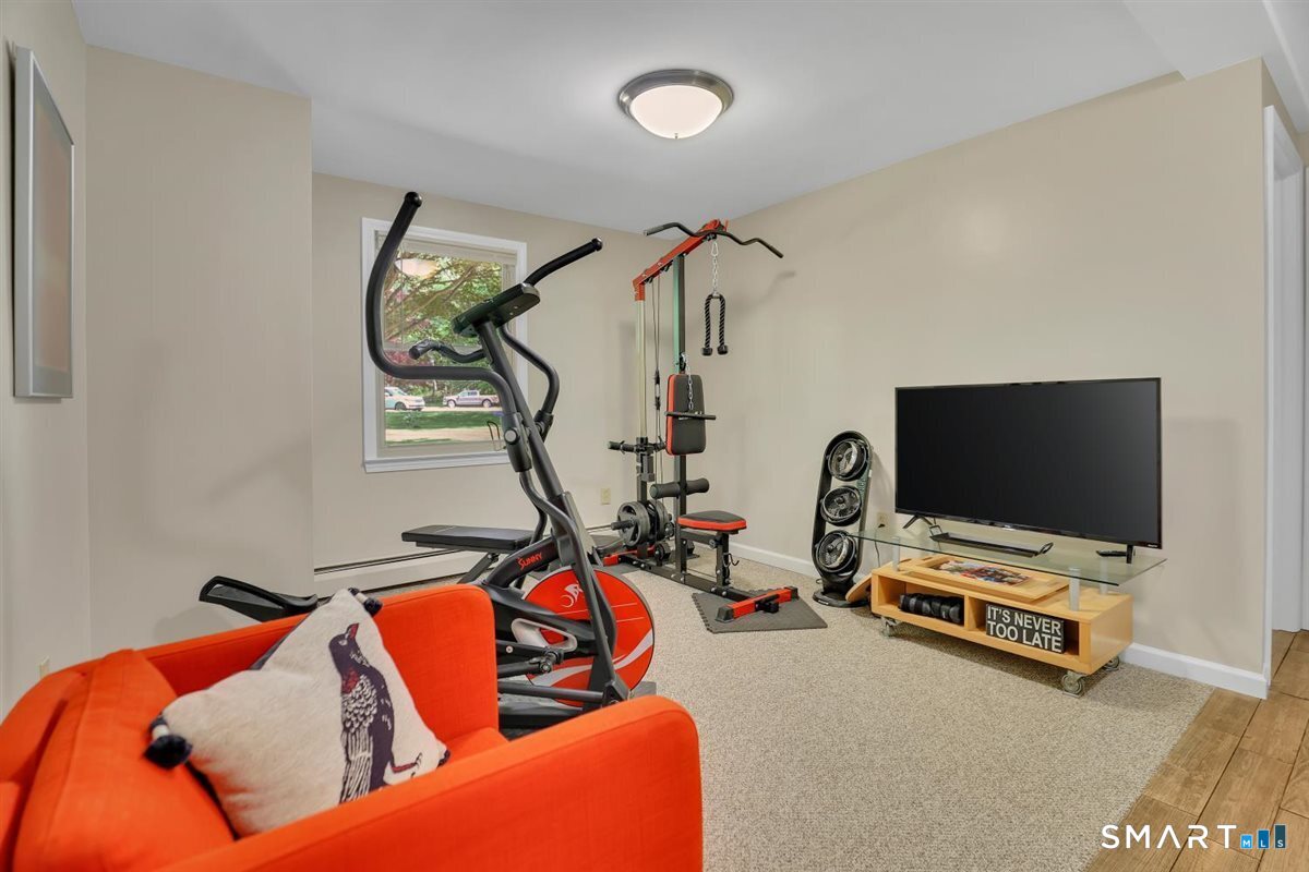 122 Ridgeview Circle Guilford CT 06437