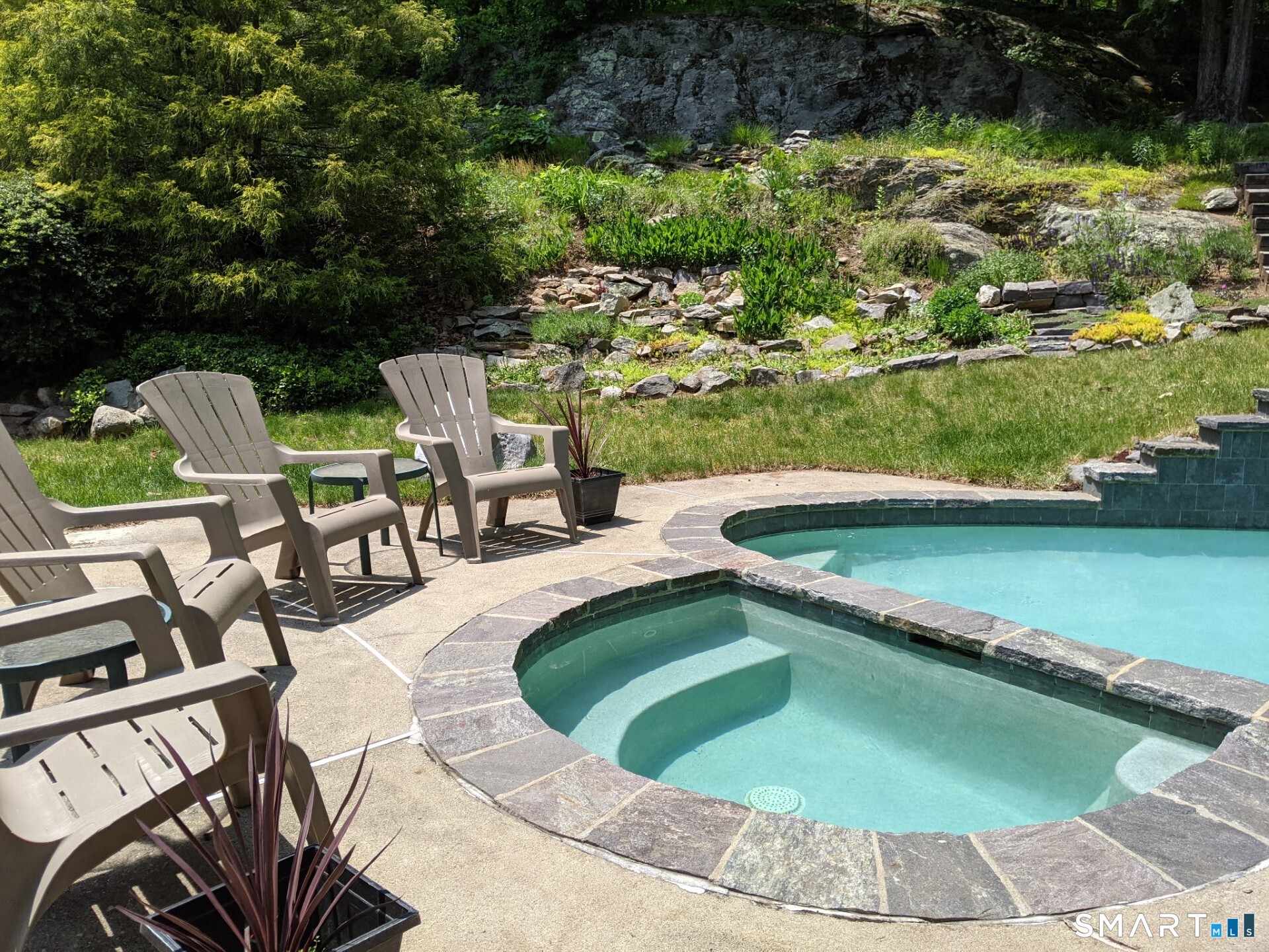 122 Ridgeview Circle Guilford CT 06437
