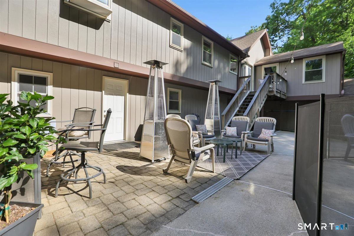 122 Ridgeview Circle Guilford CT 06437
