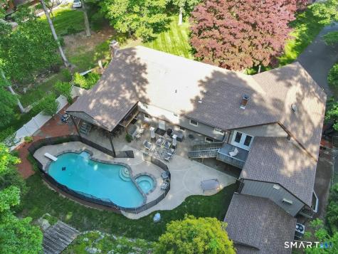 122 Ridgeview Circle Guilford CT 06437
