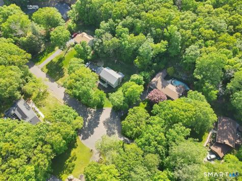 122 Ridgeview Circle Guilford CT 06437