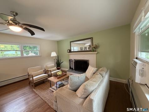 11 Hall Passway Danbury CT 06811