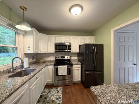 11 Hall Passway Danbury CT 06811