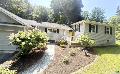 11 Hall Passway Danbury CT 06811