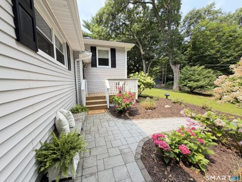 11 Hall Passway Danbury CT 06811