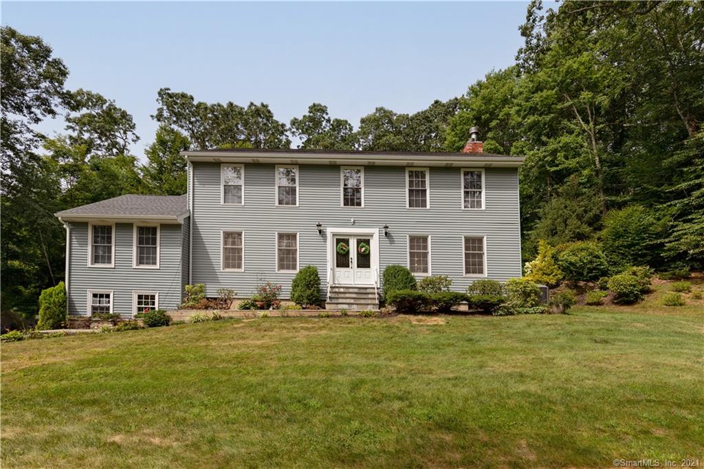 4 Banquo Brae Road Brookfield CT 06804