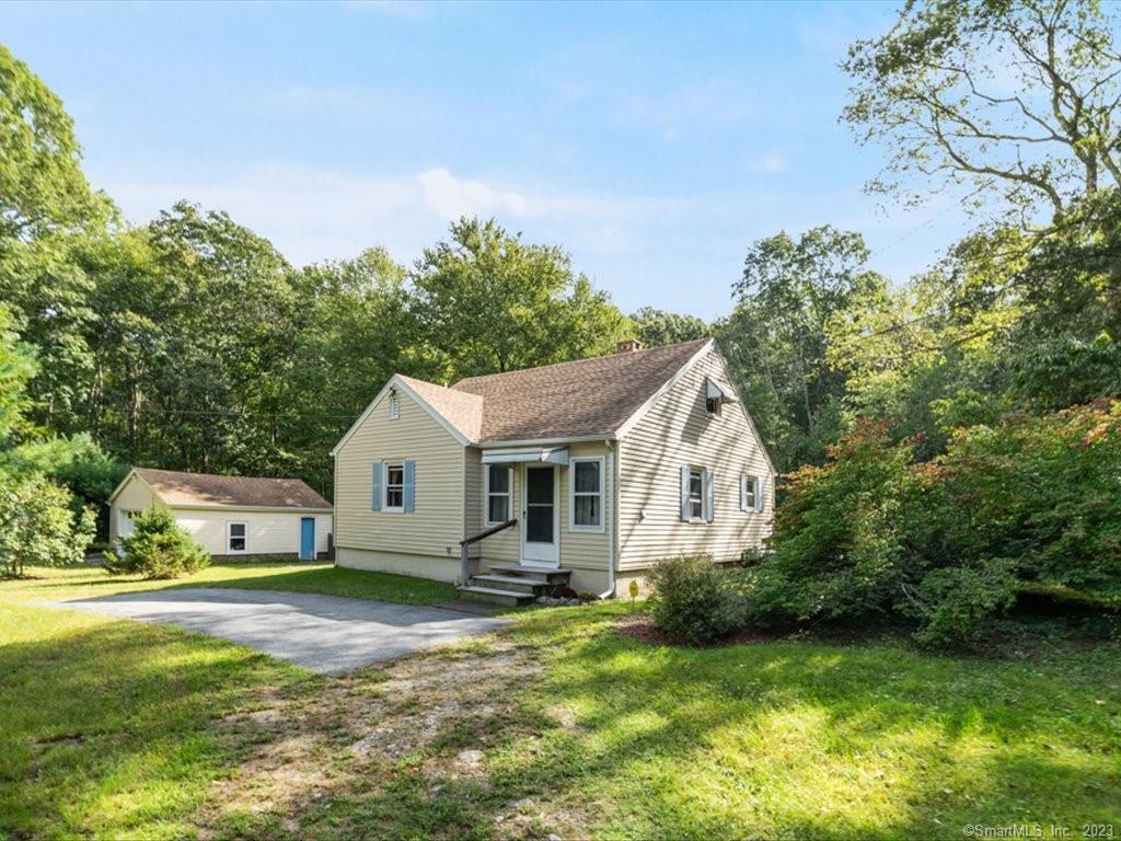 328 North Stonington Road Stonington CT 06378