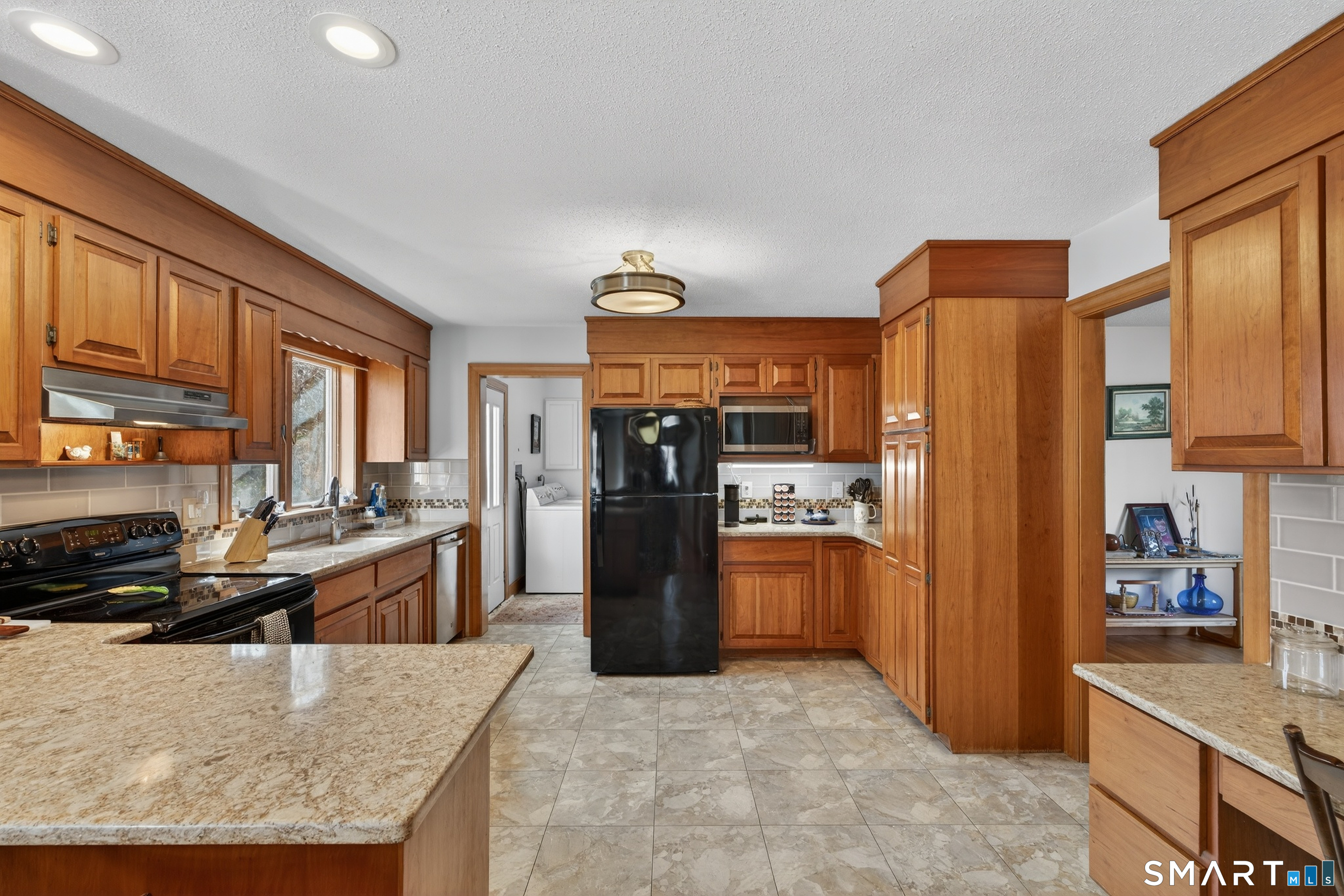 33 Valley Drive Salem CT 06420