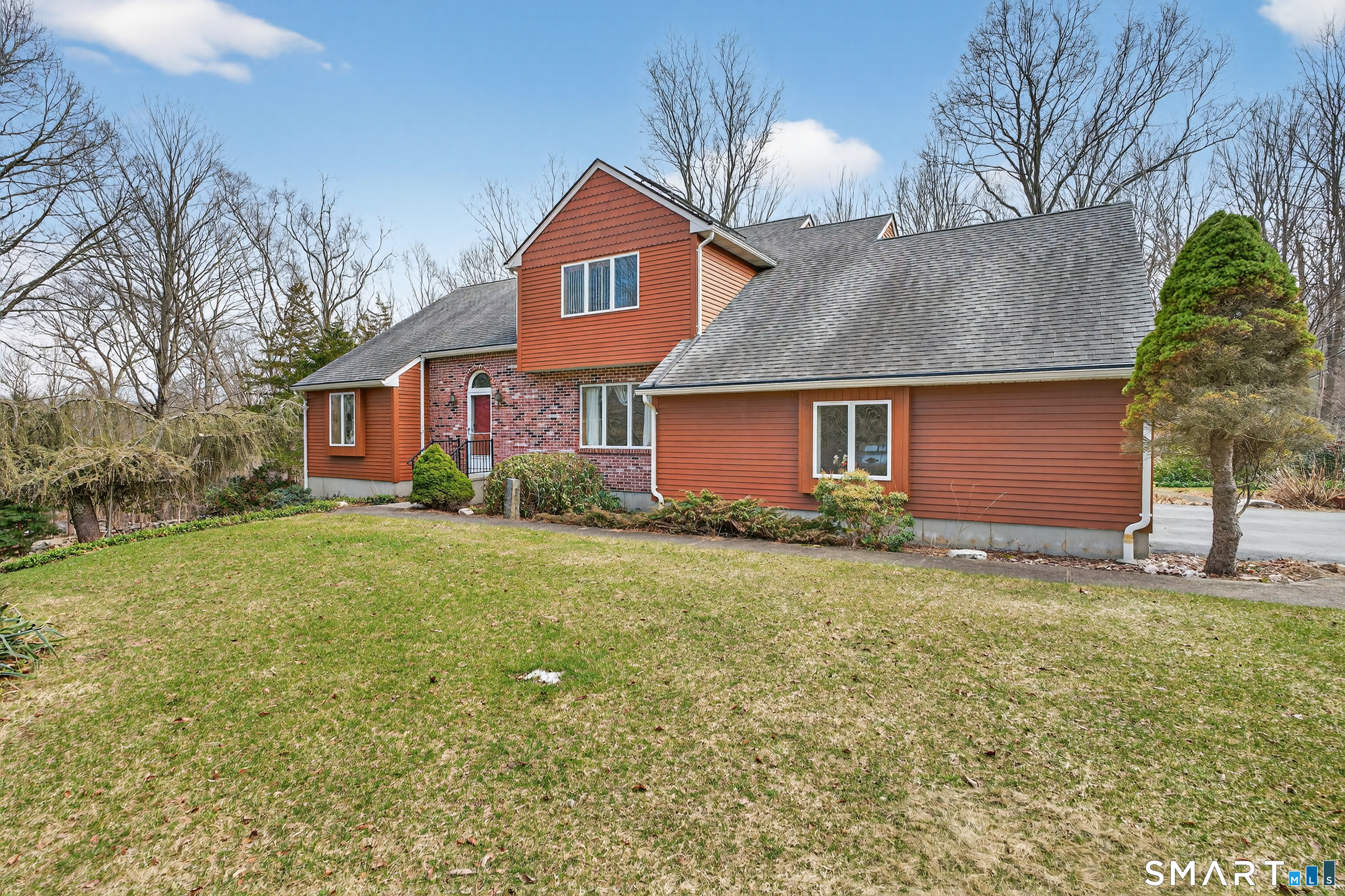 33 Valley Drive Salem CT 06420