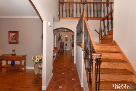5 Biltmore Court Avon CT 06001